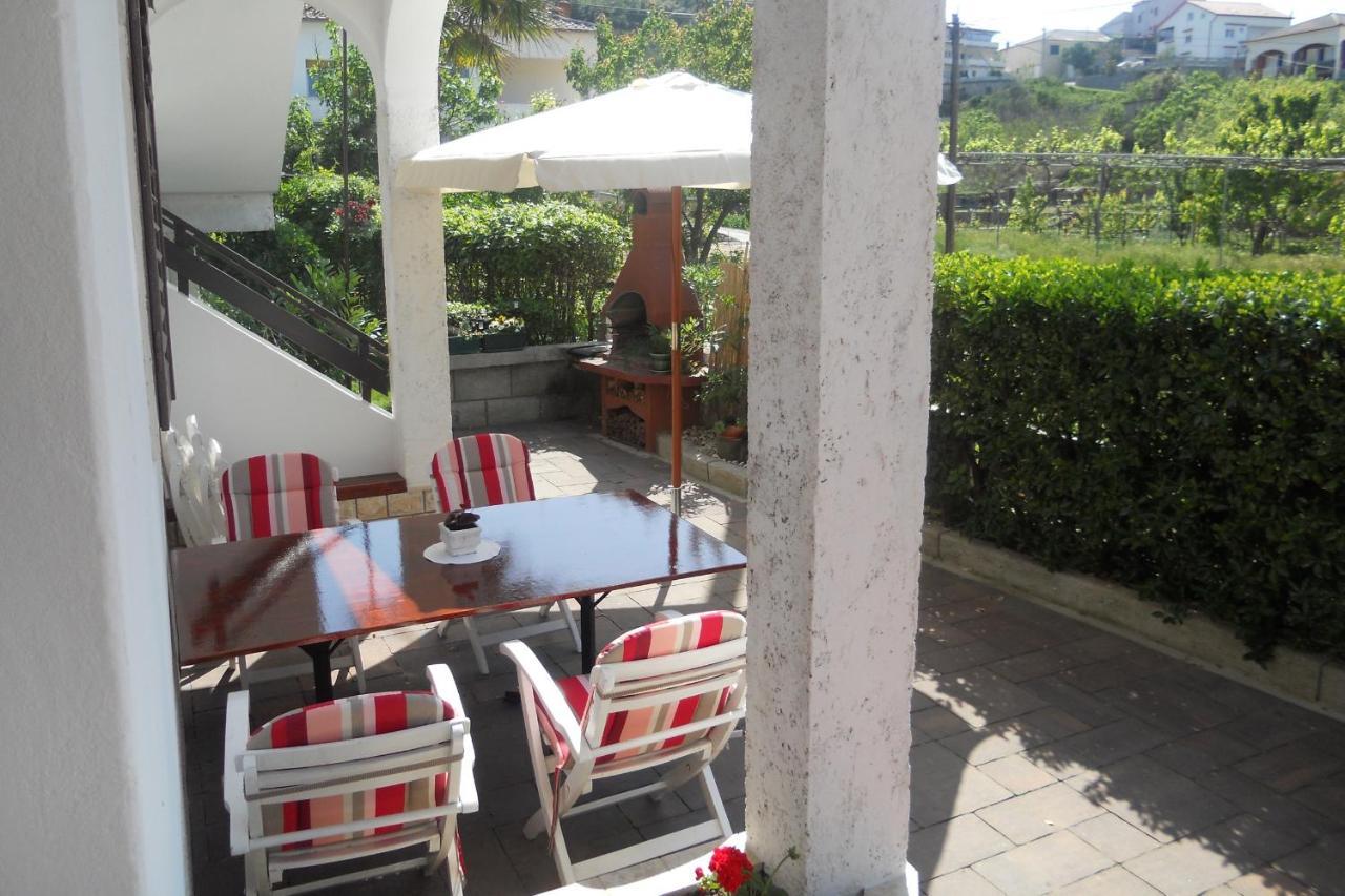 Apartment Supetarska Draga - Donja 5030A Экстерьер фото