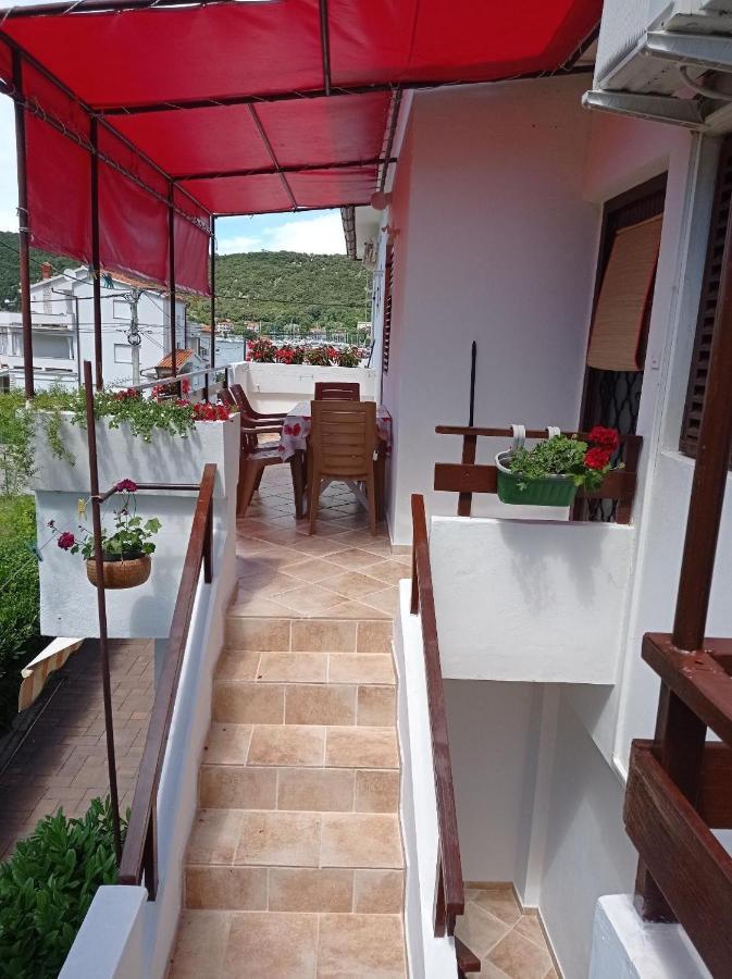 Apartment Supetarska Draga - Donja 5030A Экстерьер фото